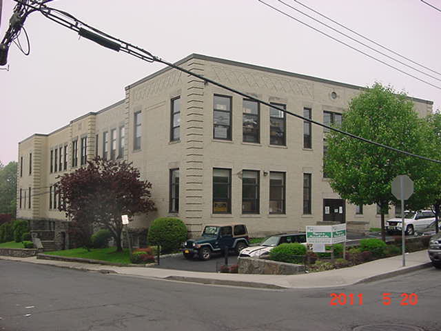 2,300sf 2nd Floor Loft Office/Flex